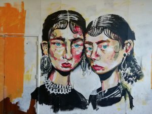 Frauen denken sie sind falsch